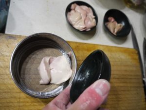 ウマヅラハギ　さばき方　刺身　肝　醤油